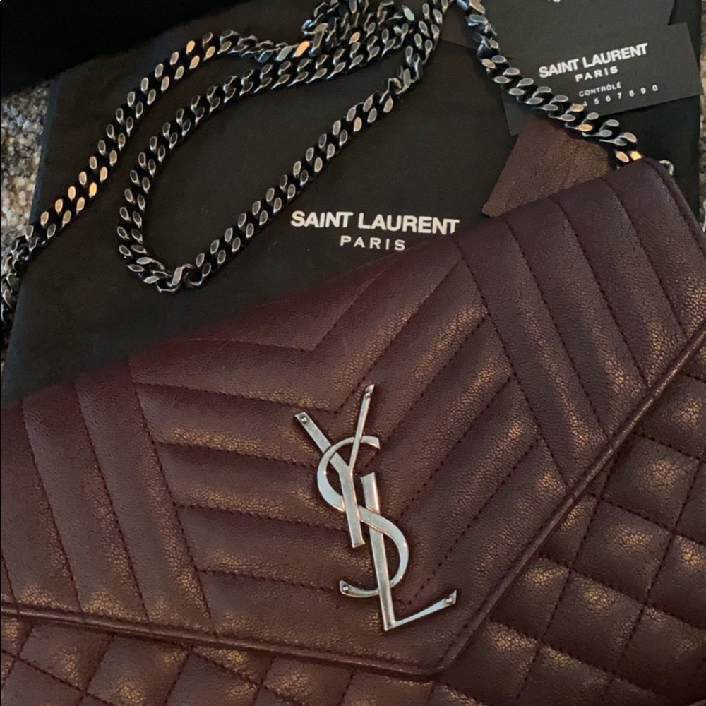 Purse - Picture 5 of 7